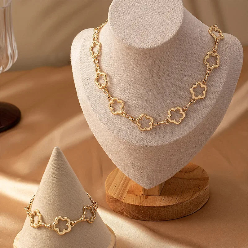 Holiday Necklace and Bracelet Set